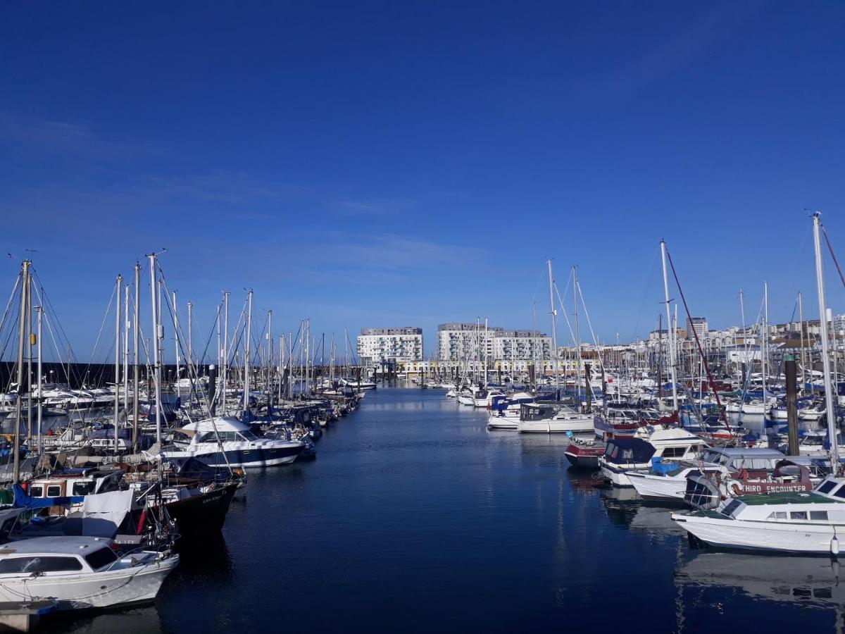 Unique, Loft-Style Apartment With Fantastic Brighton Marina Views 외부 사진