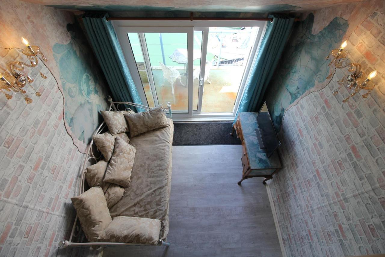 Unique, Loft-Style Apartment With Fantastic Brighton Marina Views 외부 사진